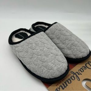 Dearfoams womens Cable Quilt Bound Clog in light heather grey size S (5-6) NEW